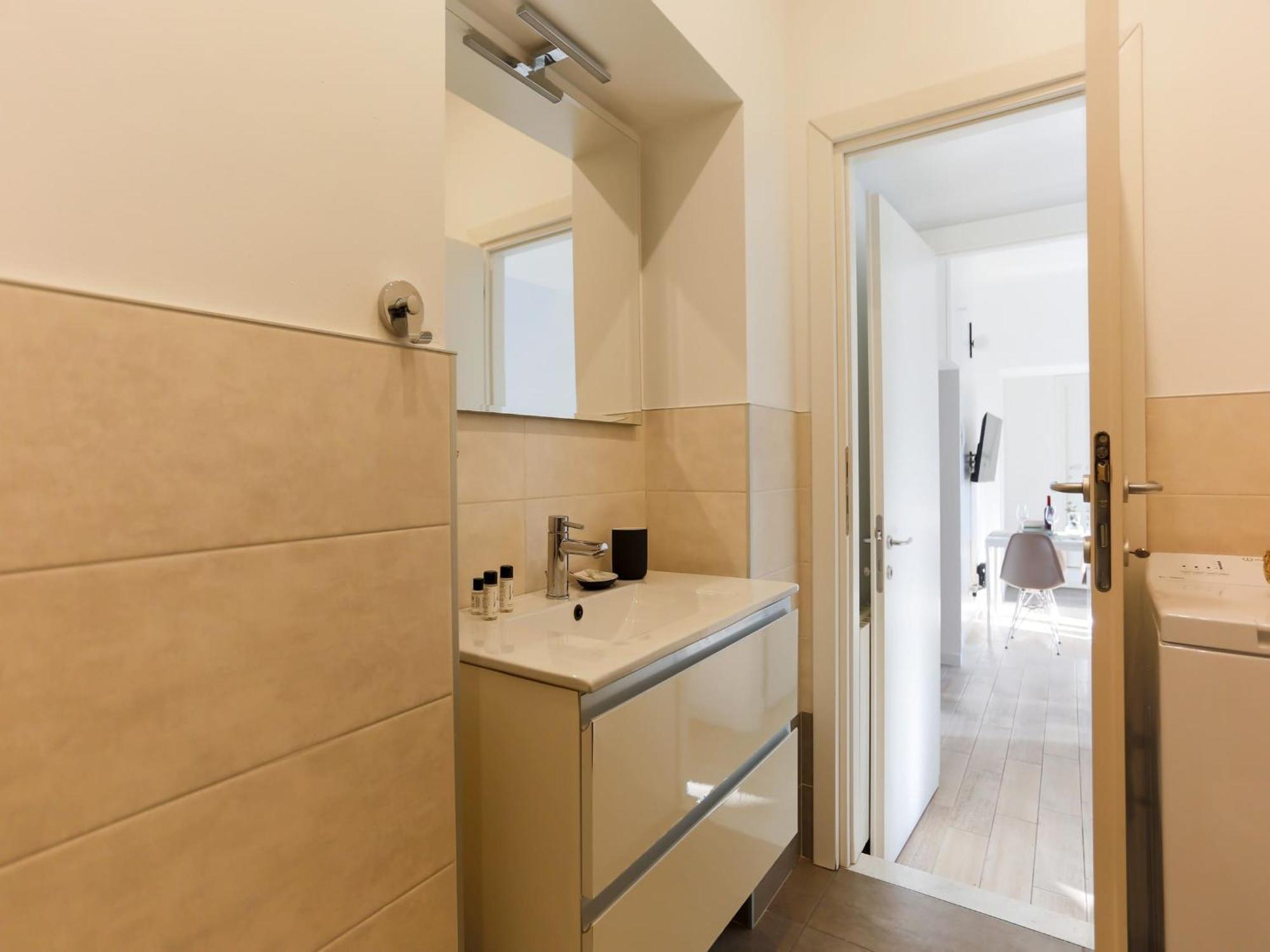 מילאנו The Best Rent - Spacious Two Bedrooms Apartment Near Porta Romana מראה חיצוני תמונה