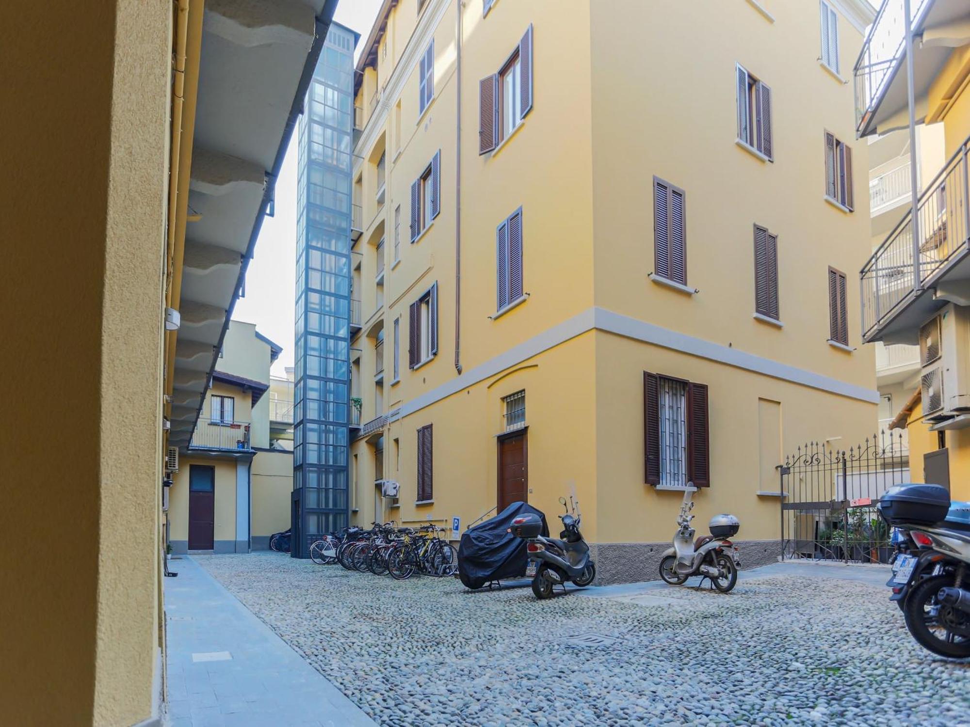 מילאנו The Best Rent - Spacious Two Bedrooms Apartment Near Porta Romana מראה חיצוני תמונה